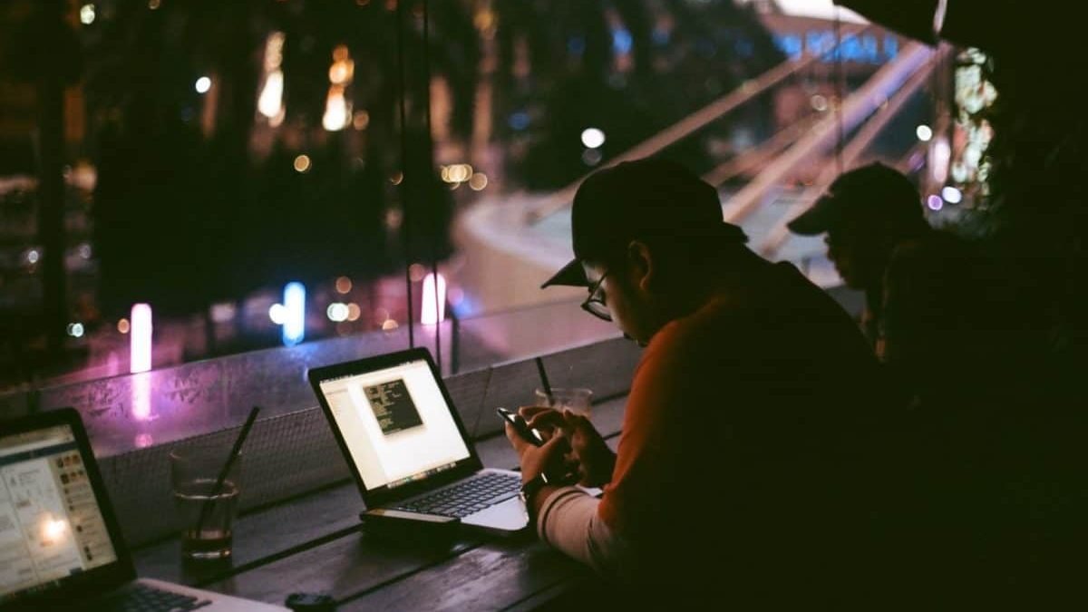 Donating Laptops to Graduating Homeless Teens